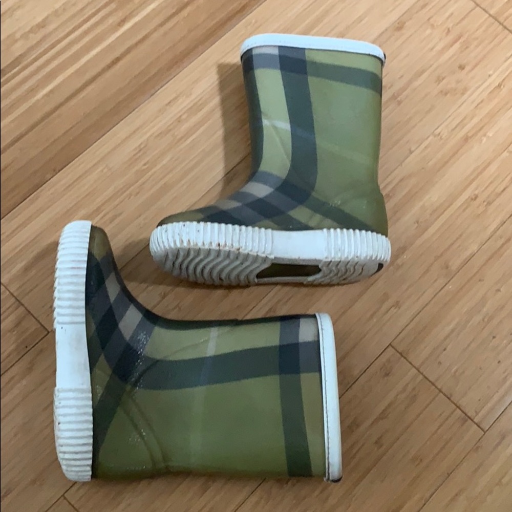 Authentic Burberry Rain Boots sz 8.5 25/26